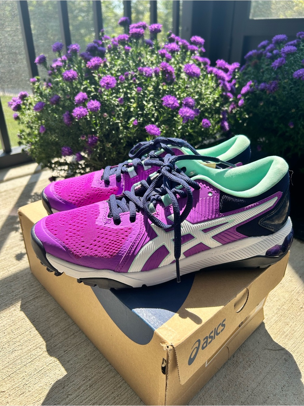 ASICS Women’s Purple and MintNavy Blue Lace-Up Running Shoes 6.5 NIB